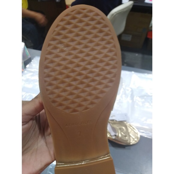 Aerosoles Women's Jilda Slide Sandal Soft Gold Pu 7M - Picture 2 of 2